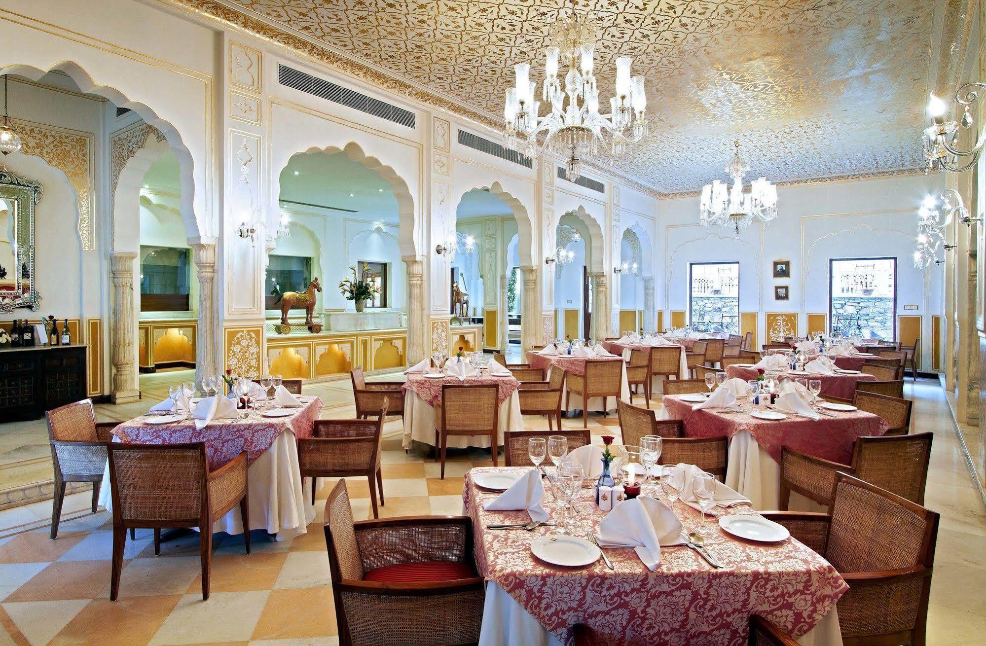 Samode Palace Jaipur Extérieur photo