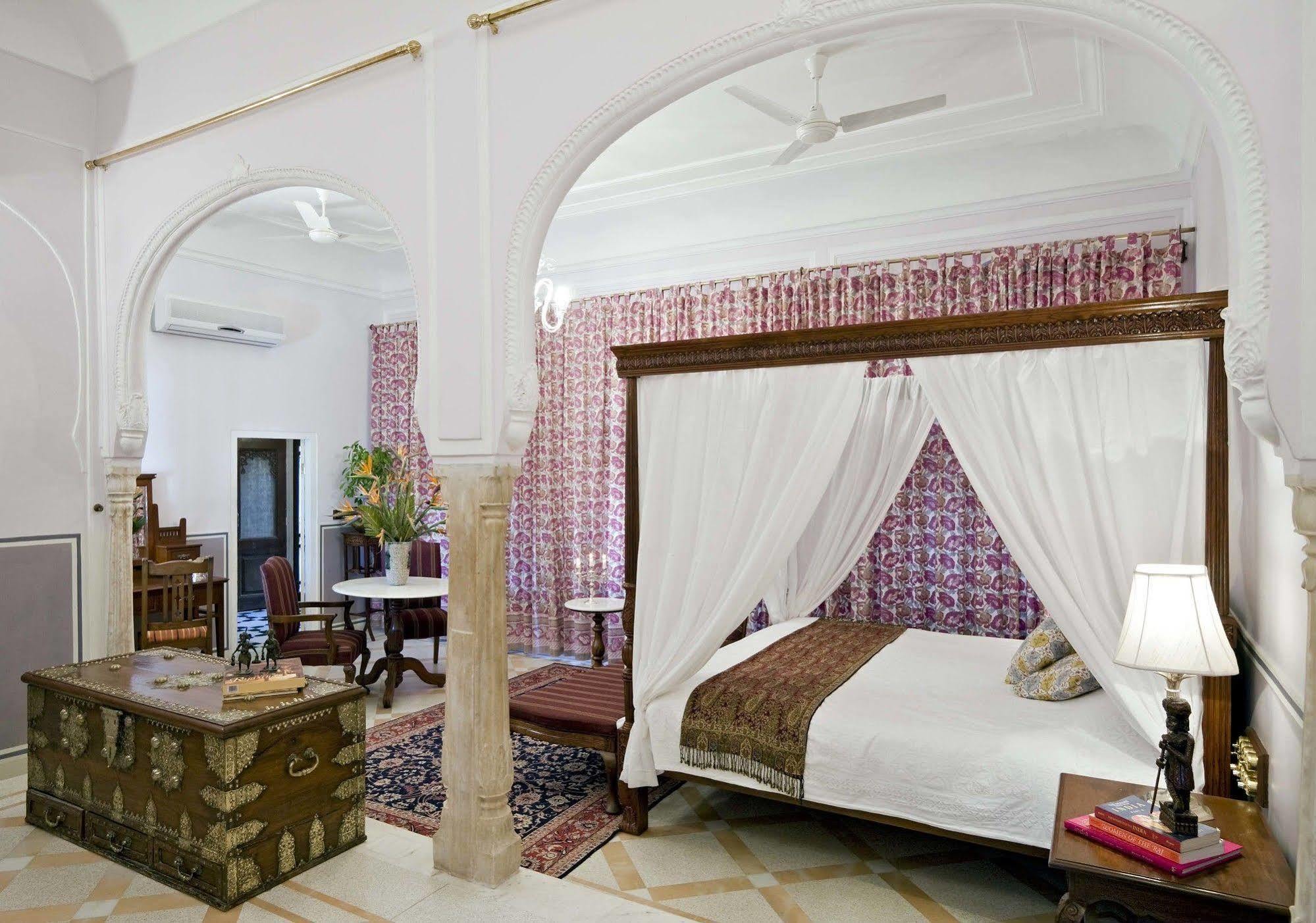 Samode Palace Jaipur Extérieur photo