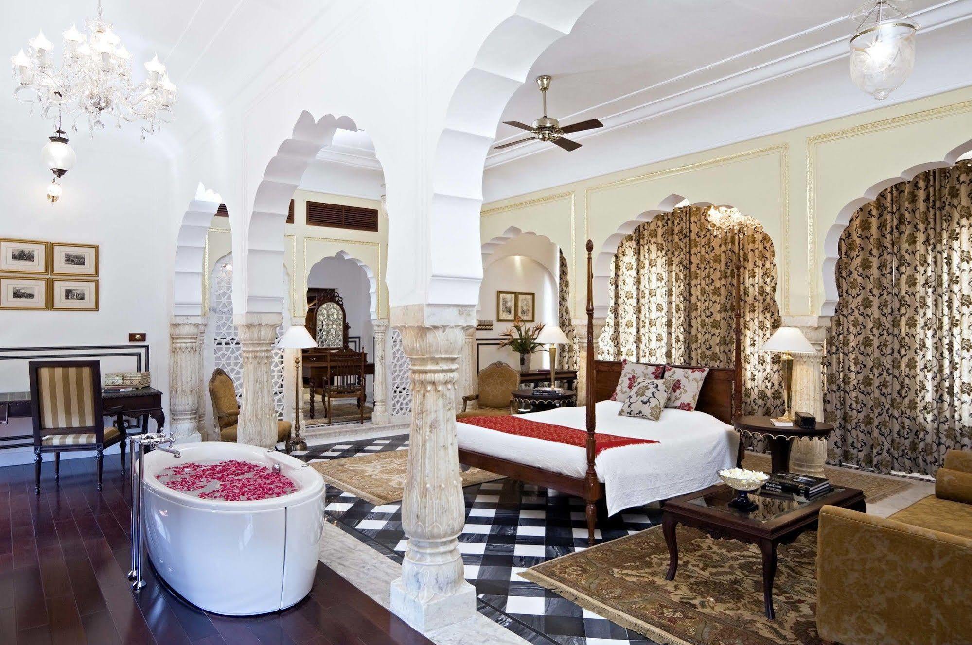 Samode Palace Jaipur Extérieur photo